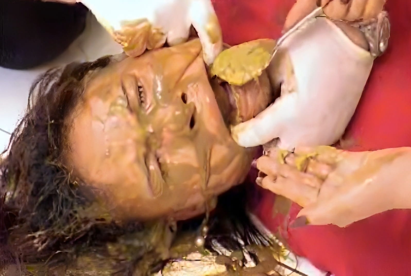 Extreme Asian Toilet Slut Eat shit at Veterinary Clinic