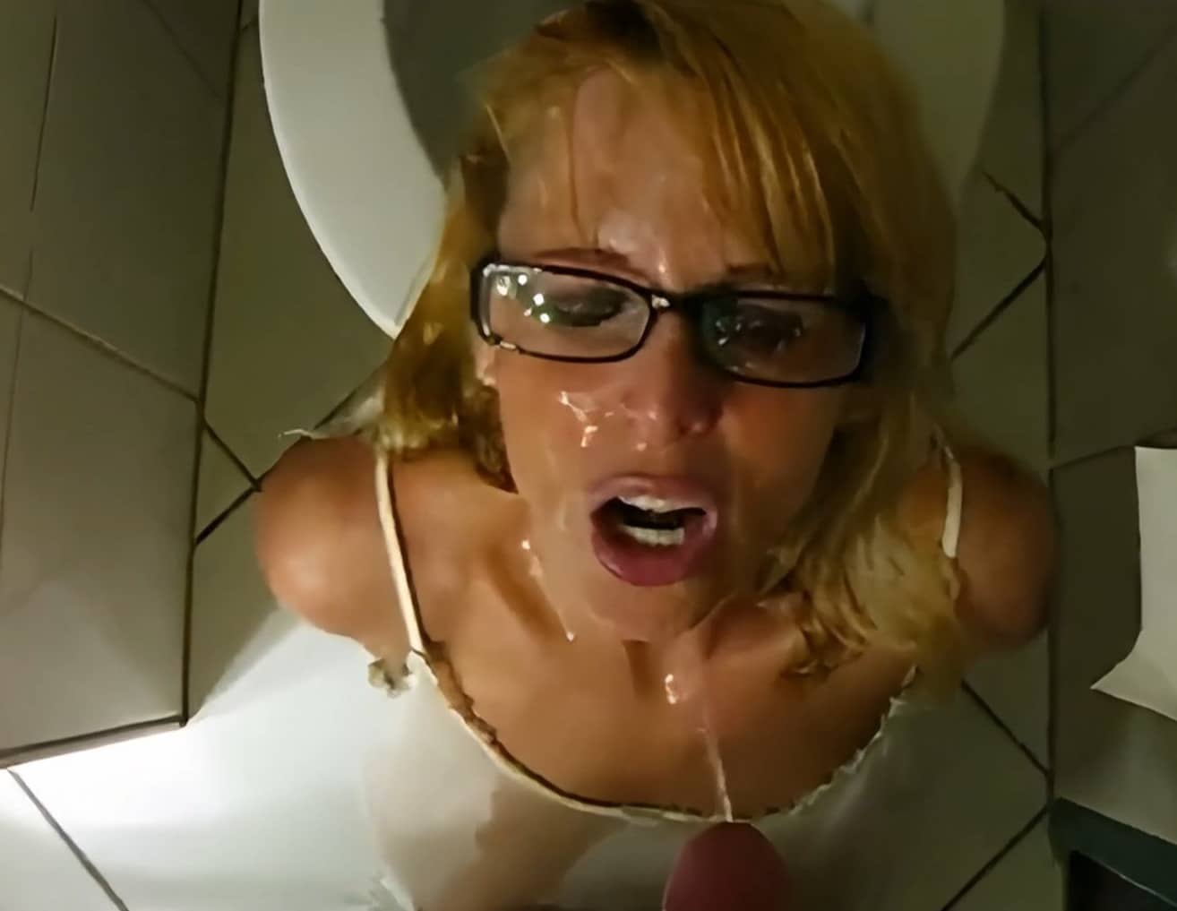 Amateur Whore Wife Being an Eager Human Urinal